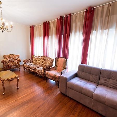 Verona Centre Apartments ภายนอก รูปภาพ