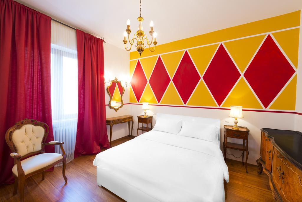 Verona Centre Apartments ภายนอก รูปภาพ