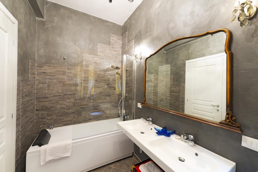 Verona Centre Apartments ภายนอก รูปภาพ