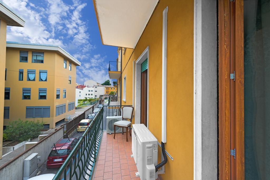 Verona Centre Apartments ภายนอก รูปภาพ