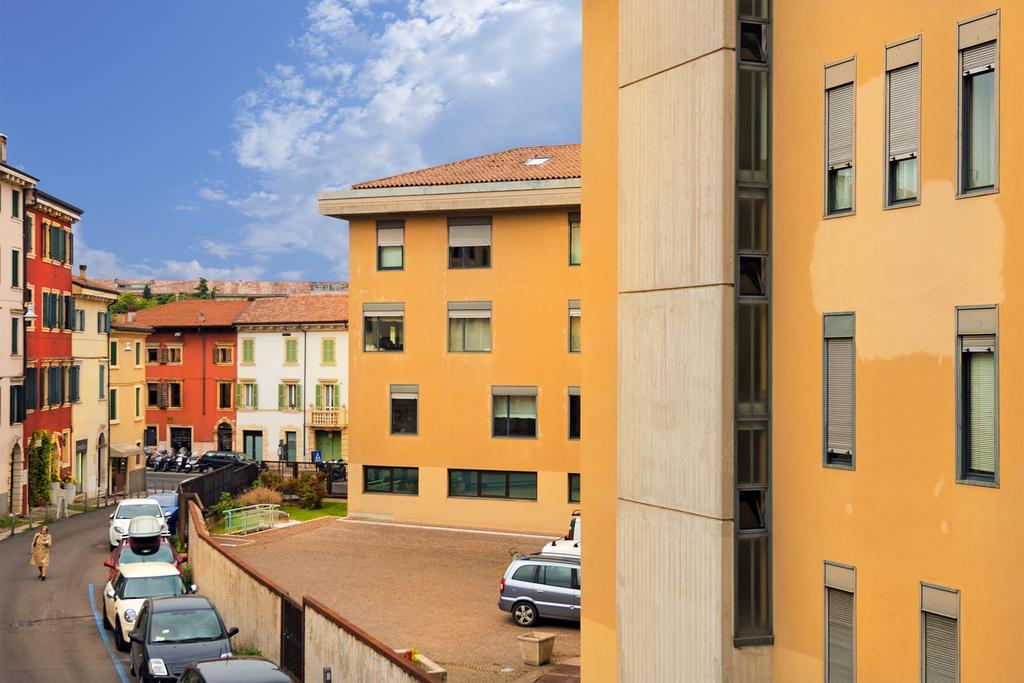 Verona Centre Apartments ภายนอก รูปภาพ