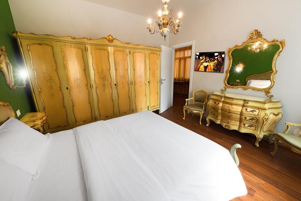 Verona Centre Apartments ภายนอก รูปภาพ